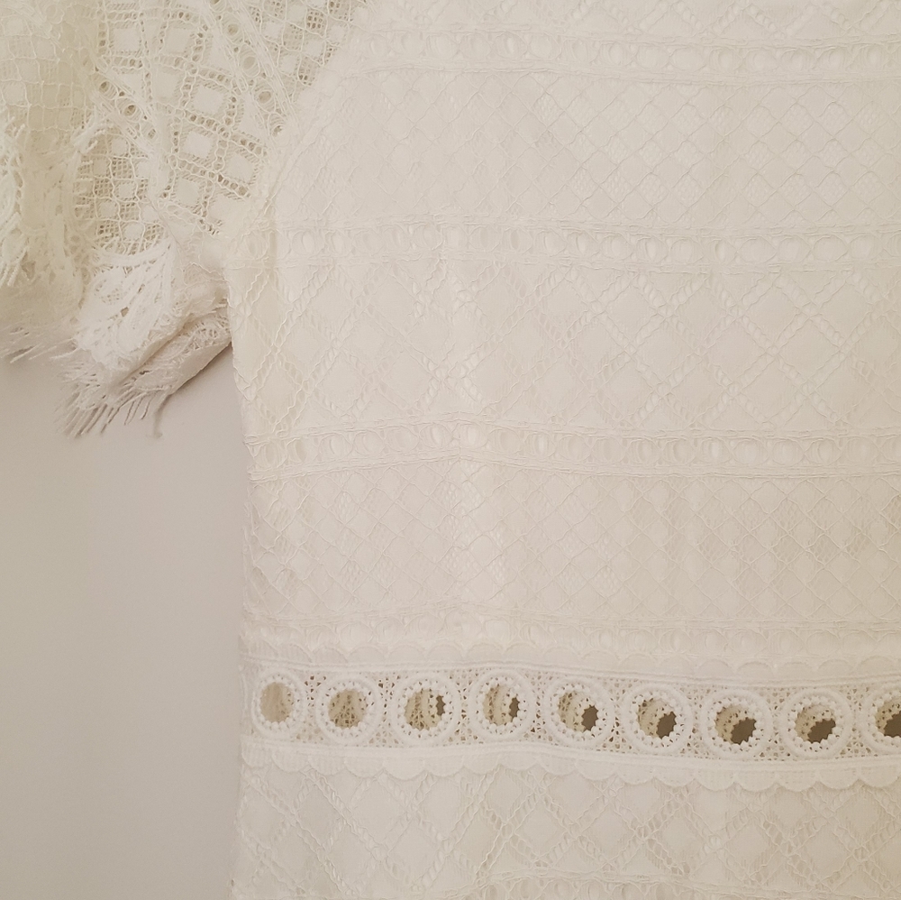 Dress - Picture 3 of 5